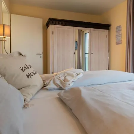 Apartmenthaus-kiki-wohnung-krabbe-lina